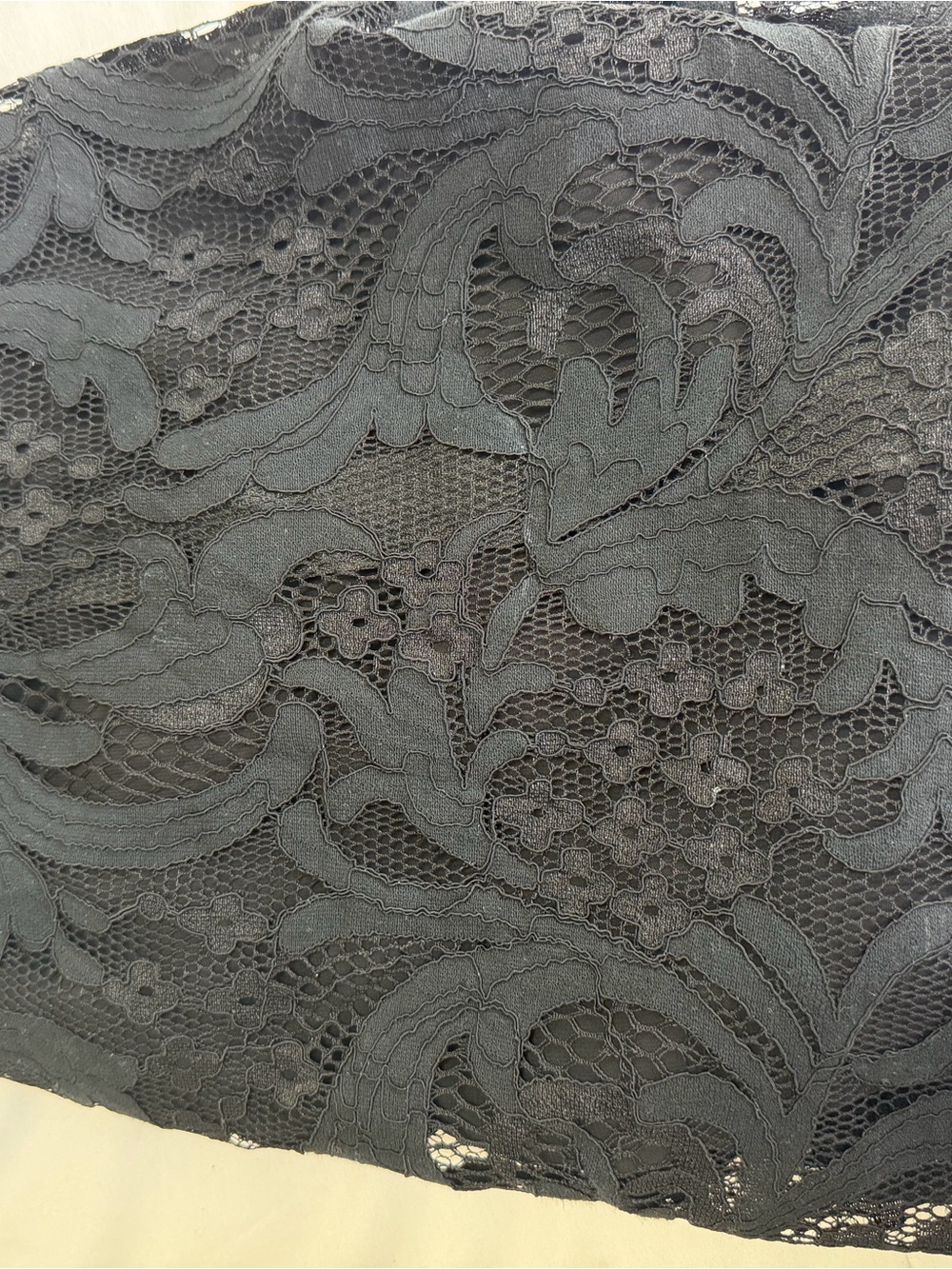 Lace crop top with bell sleeves - Picture 6 of 6